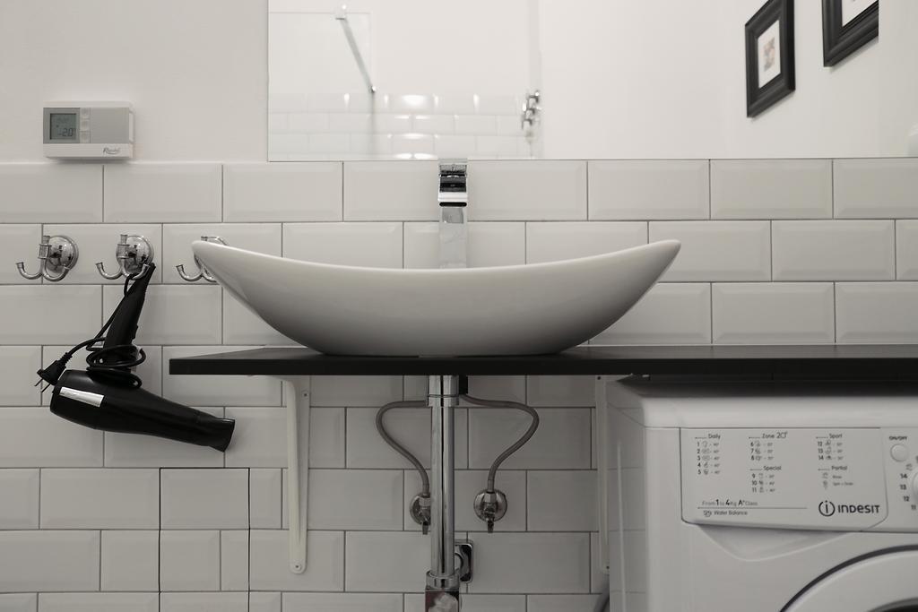 Apartment Gesse Jirsikova Prague Ngoại thất bức ảnh